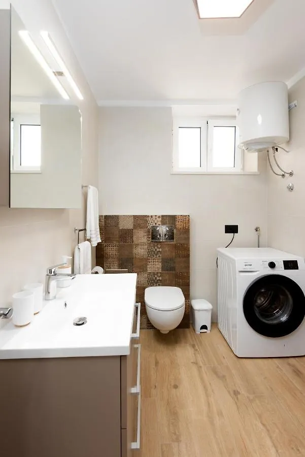 Casa Fiumana Laura Apartment Rijeka